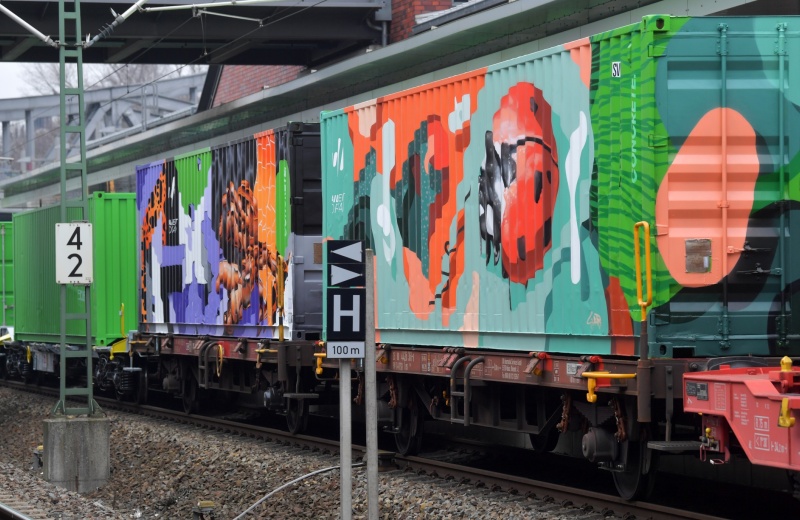 BERLIN WELCOMES NOAH'S TRAIN