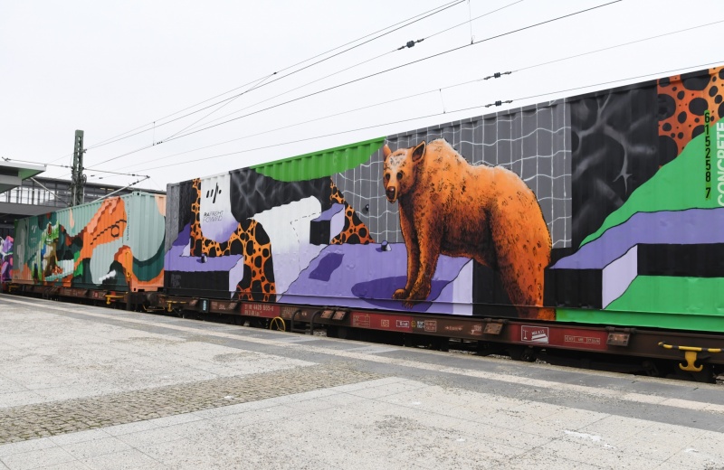 BERLIN WELCOMES NOAH'S TRAIN